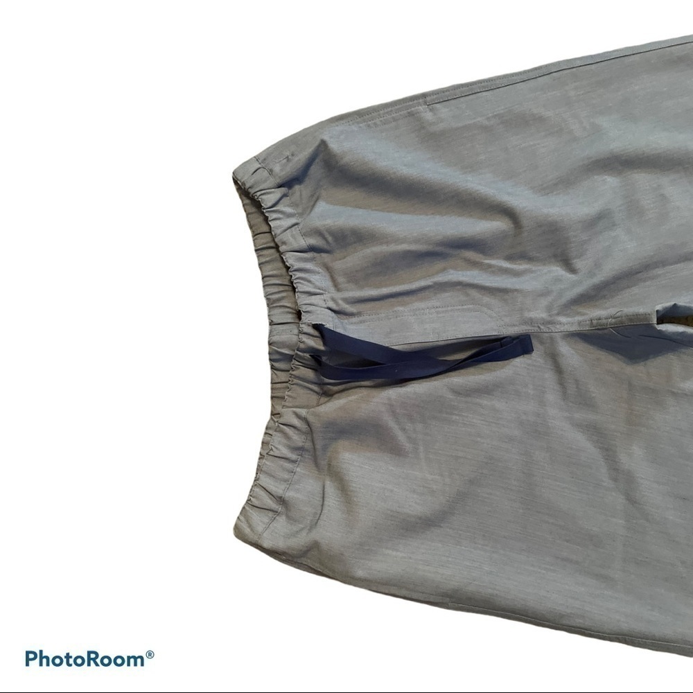 FIGS Pisco basic scrub pants - Picture 4 of 9